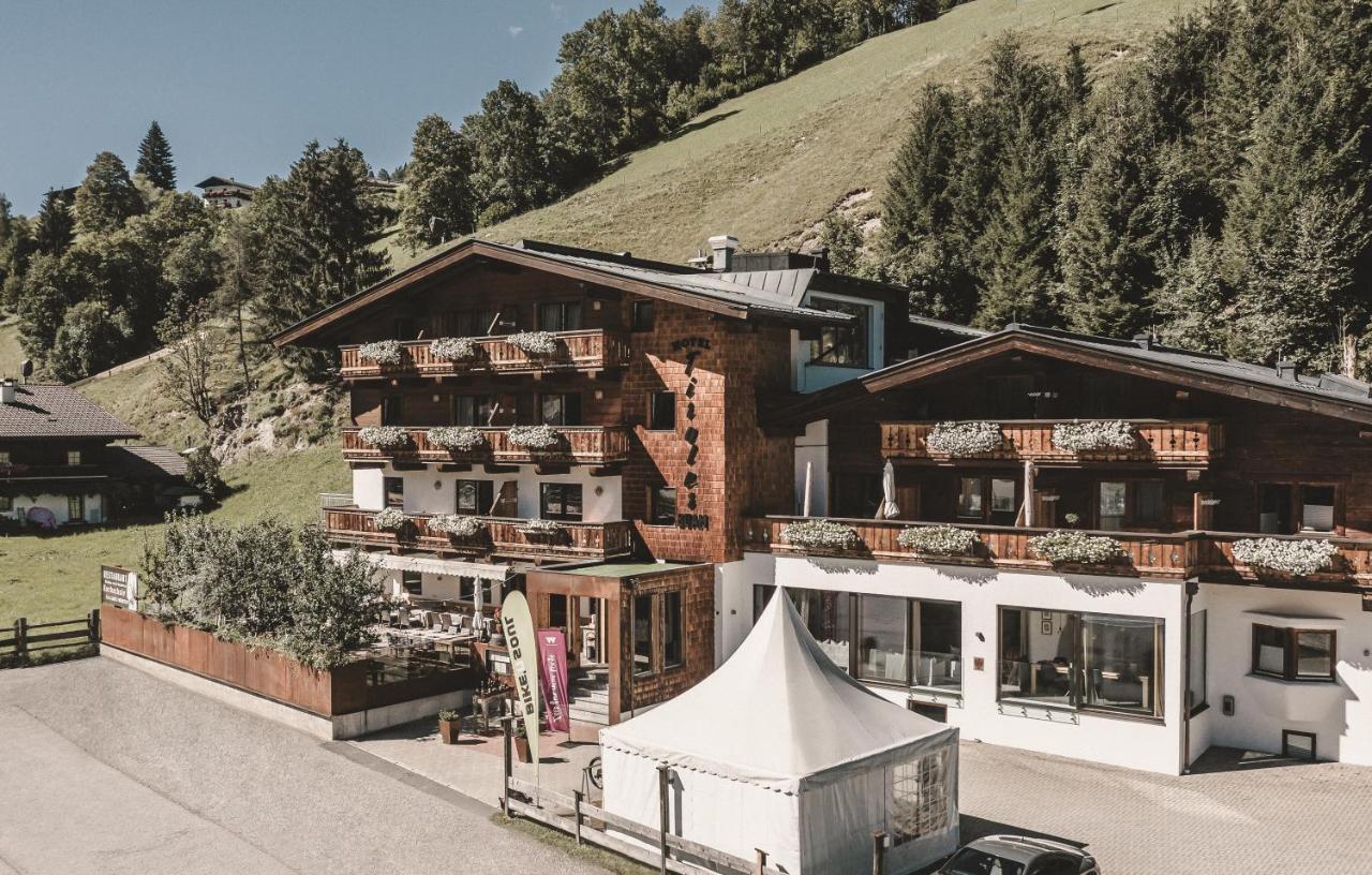 Hotel & Appartements Tiroler Buam Saalbach-Hinterglemm Exterior photo